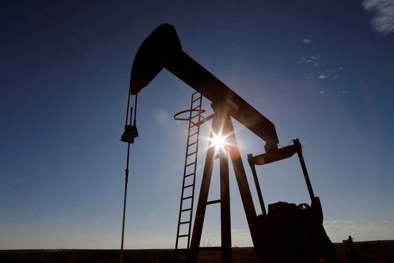 نفت - کاهش قیمت نفت به دنبال گمانه زنی درباره ازسرگیری صادرات در لیبی