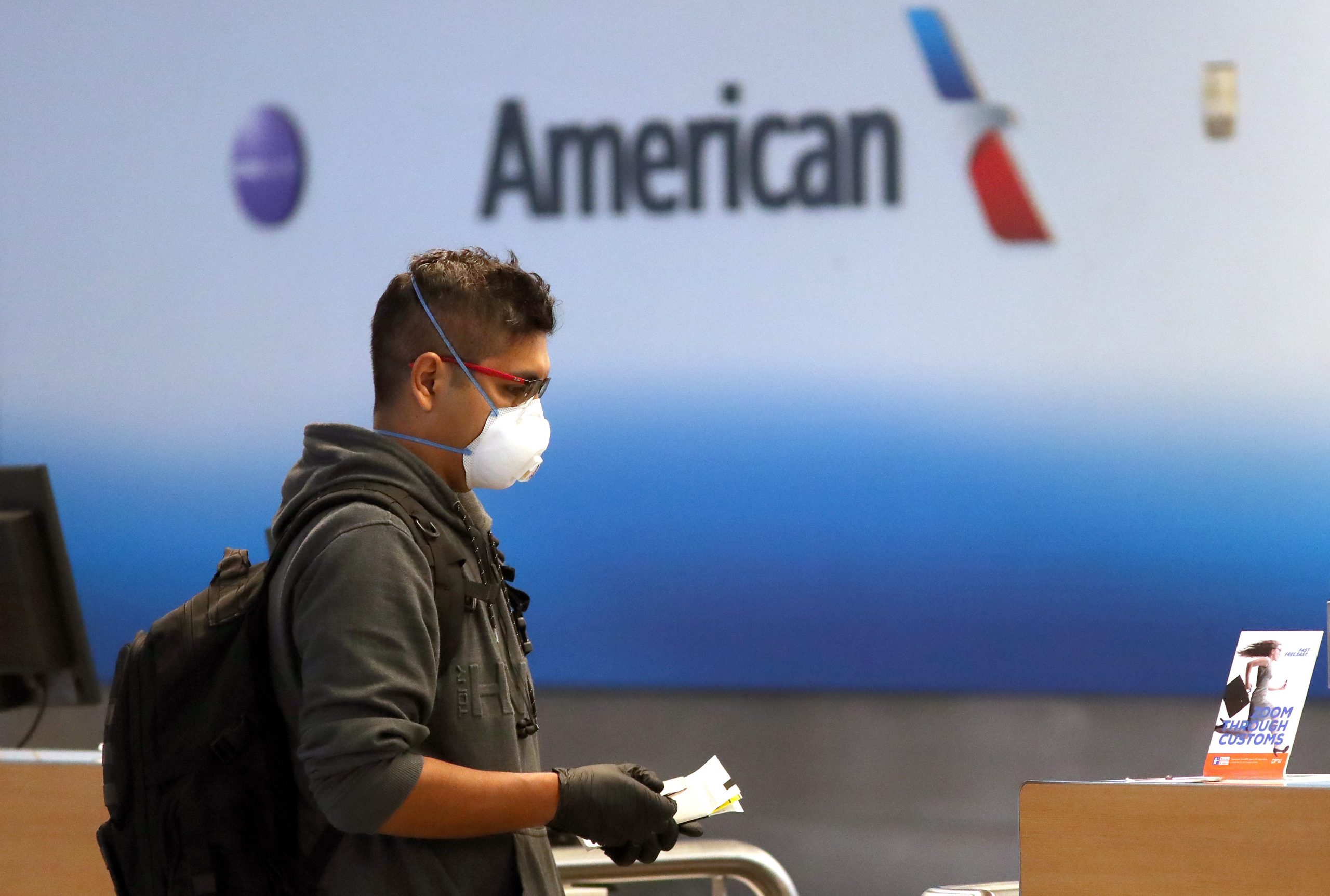 C.Ame .Airlines scaled - افت سهام خطوط هواپیمایی آمریکا پس از هشدار قرنطینه ی 14 روزه برای مسافران!