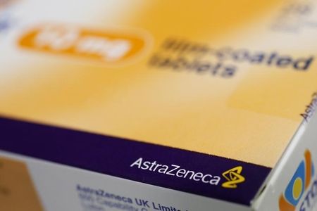 LYNXMPEBBG0U8 M - Moderna با انتشار پیشرفت آزمایشات واکسن AstraZeneca Covid-19 دانشگاه آکسفورد و آزمایشات JPMorgan سقوط کرد !