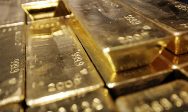 طلا 4 - معاملات آتی طلا سقوط کرد