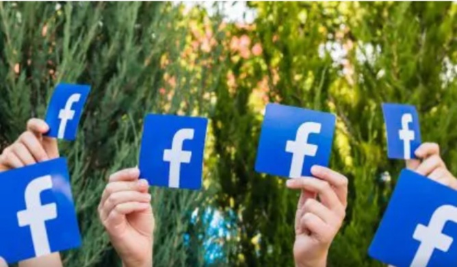 فیسبوک - سهام فیس بوک همچنان علیرغم افت درآمد از آگهی، صعودی است