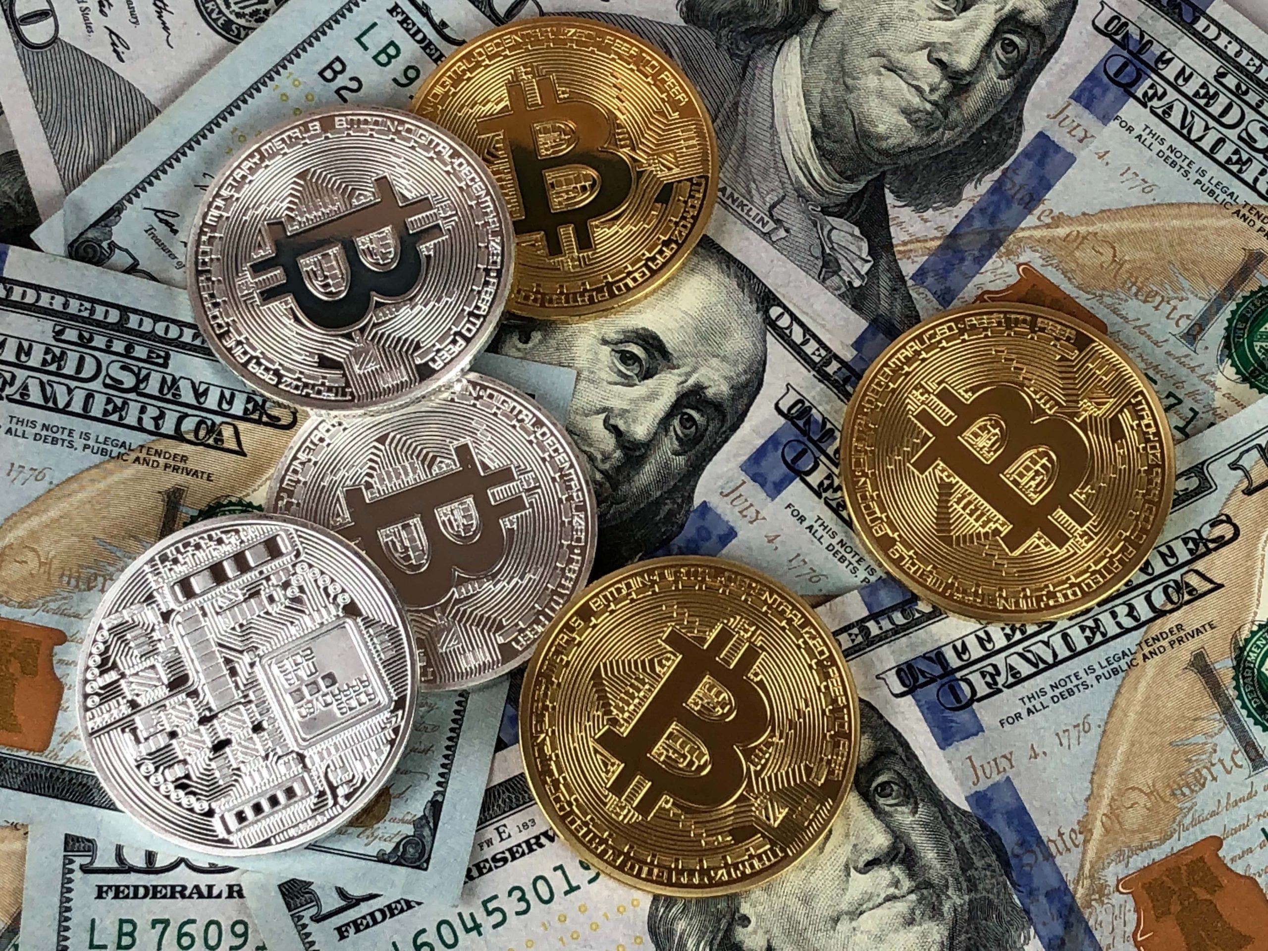 Digital Currency Vs. Cryptocurrency – CoinMetro min scaled 1 - مدیر عامل ShapeShift: بیت کوین، طلا را جا خواهد گذاشت؛ همانطور که استیبل کوین‌ها جایگزین پول نقد در آینده می شوند!!