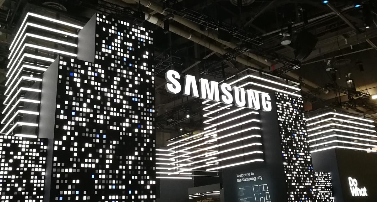 سامسونگ برنده ی مناقصه ی 6.6 میلیارد دلاری شرکت Verizon samsung logo ces - سامسونگ برنده ی مناقصه ی 6.6 میلیارد دلاری شرکت Verizon