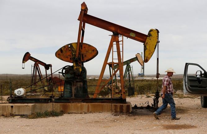 نفت کرونا انتخابات - ادامه افت قیمت نفت در پی افزایش شمار مبتلایان به کرونا و کاهش سطح تقاضا