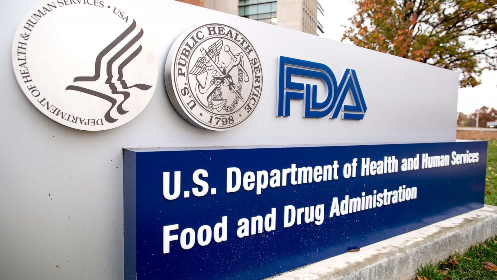 fda - تیم مشاوران واکسن FDA در ماه دسامبر جلسه تشکیل می دهد