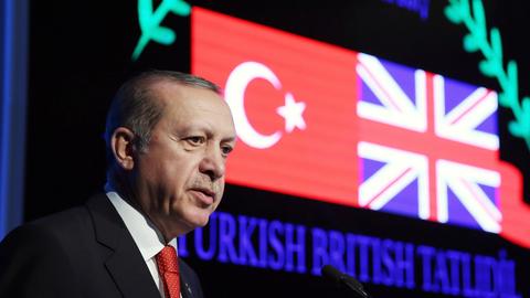 BrexitTurkey - ترکیه و انگلیس قرارداد تجارت آزاد امضاء می کنند!
