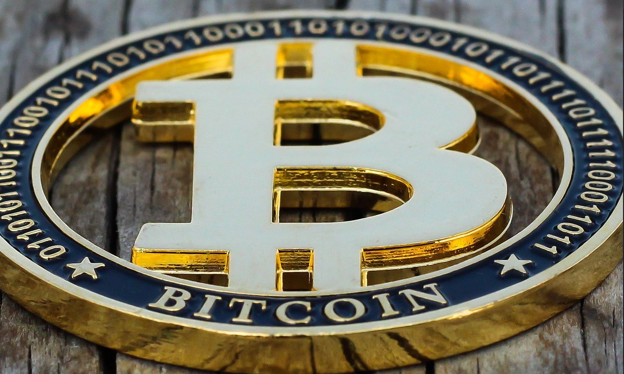 bitcoin 76 - تحلیل تکنیکال بیت کوین؛ پنجشنبه 4 دی