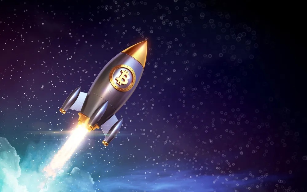 bitcoin rocket shutterstock 1 - سقف جدید تاریخی دیگری برای بیت کوین به ثبت رسید