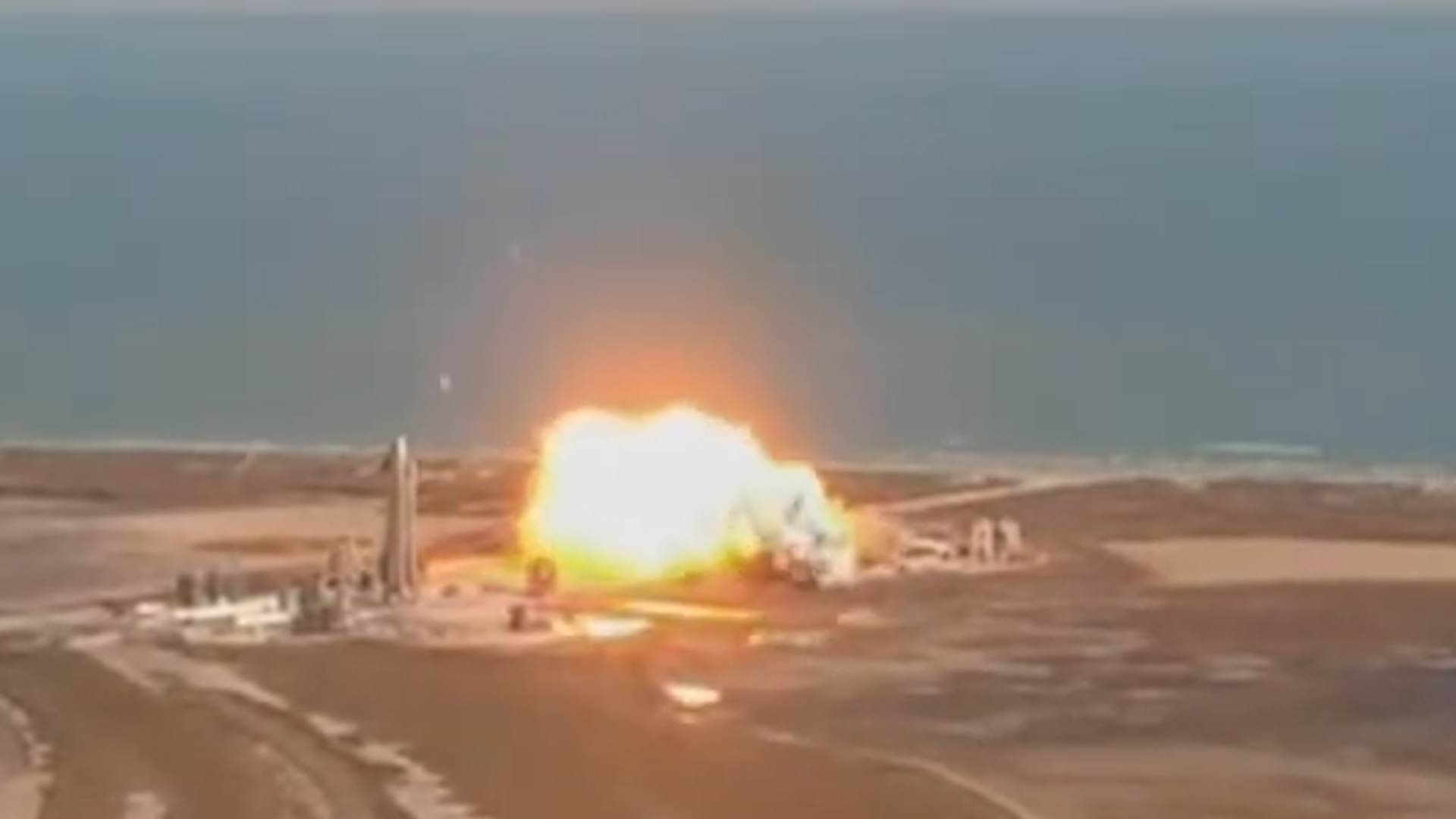 SpaceXthumbersite - پرتاب آزمایشی دومین فضاپیمای اسپیس ایکس شکست خورد!