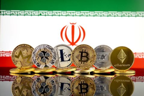 ممنوعیت پرداخت - صرافی های ایران، در مورد رویکرد قهری صرافی‌های خارجی در قبال ایرانیان هشدار می‌دهند
