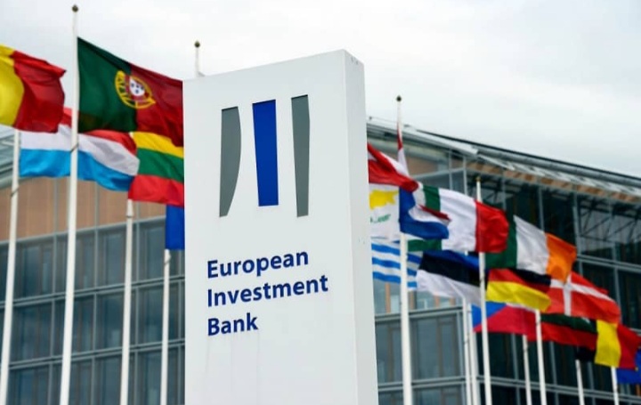 اتریوم 10 - پس از آنکه بانک اتحادیه اروپا اتریوم را برای صدور اوراق قرضه انتخاب کرد، ETH به رکورد جدیدی رسید