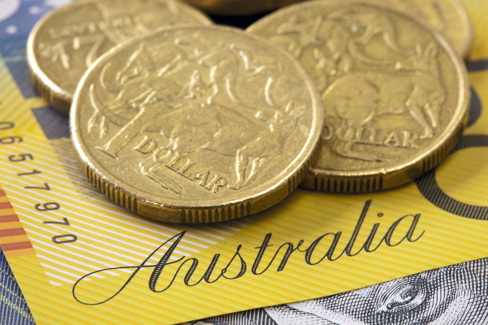 Australia dollar coins - کلاهبرداران انتقال بانکی را به رمزارزها ترجیح می دهند