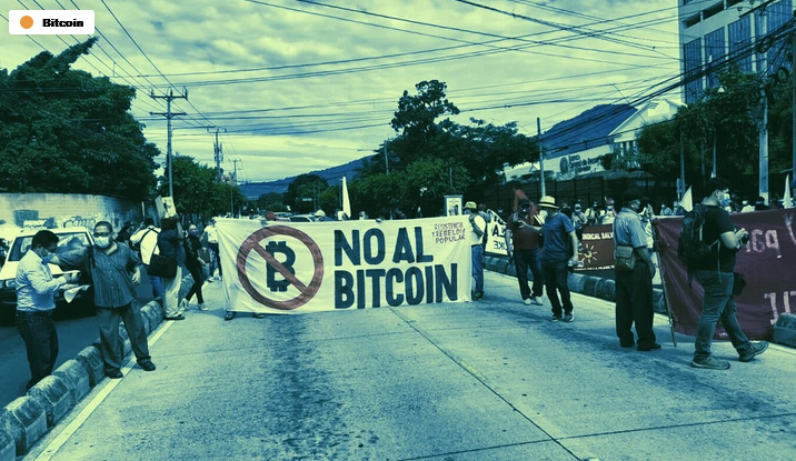 El Salvador Citizens Protesting - شهروندان السالوادور به قانون بیت کوین اعتراض کردند