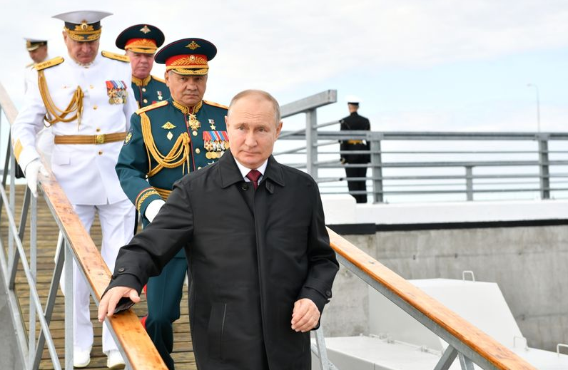 putin - پوتین: در صورت لزوم نیروی دریایی روسیه می تواند اقدام به حمله غیرقابل پیشگیری کند
