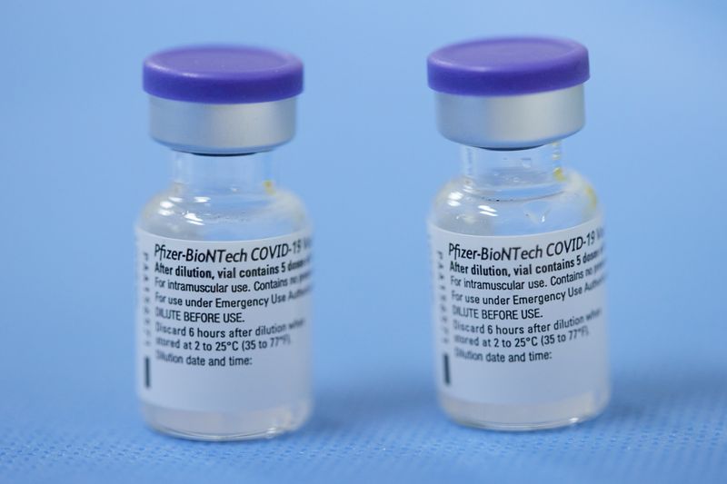 LYNXMPEH7T0RK L - مشاوران واکسن ایالات متحده پس از تأیید، به اتفاق آرا از فایزر/بیون تک استفاده می کنند