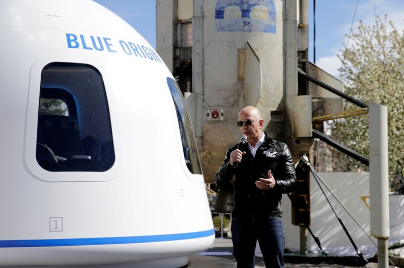 blue origin - شرکت Blue Origin از دولت آمریکا به دلیل اعطای قرارداد فرود بر ماه به اسپیس ایکس، شکایت کرد