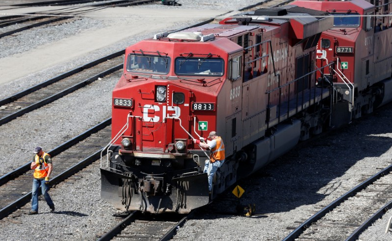 canada - شرکت Canadian Pacific پیشنهاد را برای خرید راه آهن کانزاس سیتی جنوبی شیرین تر می کند