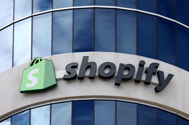 LYNXMPEHAQ070 L - کمپانی Shopify کانادا در فروش جمعه سیاه 21 درصد افزایش داشته است