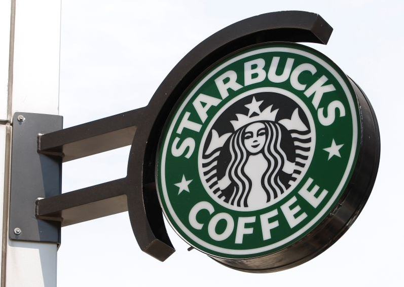 starbucks - استارباکس برای اولین کافه بدون صندوقدار، با آمازون گو، پیوند می زند