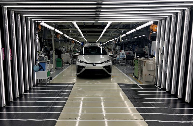 LYNXMPEHBJ02S L - تویوتا تولید خودروهای خود را در 5 کارخانه در ژانویه به دلیل مشکلات زنجیره تامین متوقف می کند