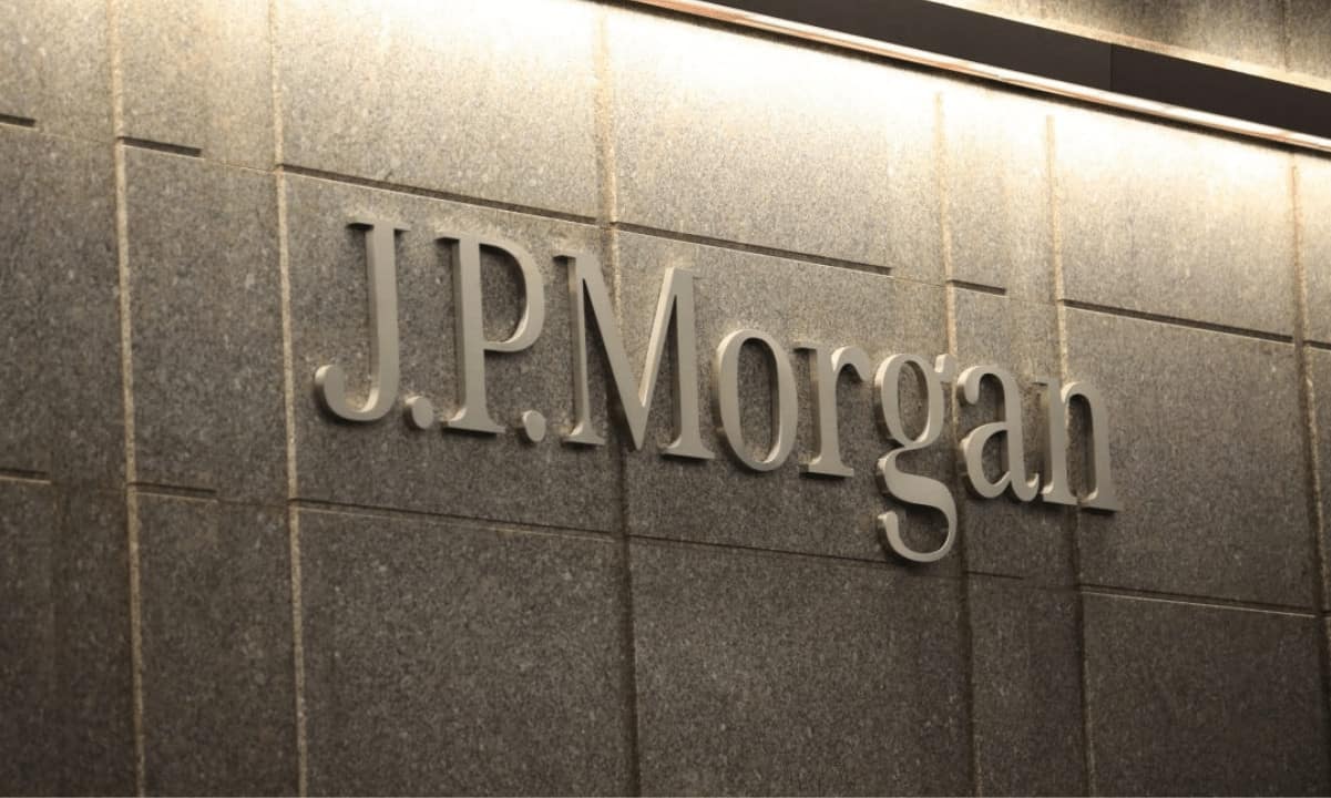 JPMorgan - جی پی مورگان حساب های بنیانگذار یونی سواپ را بست