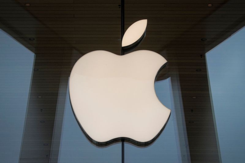 اپل - دستگاه های آیفون به زودی به قابلیت های یک پایانه پرداخت مجهز می شوند