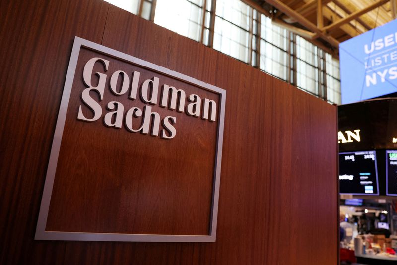 goldman sachs - بانک‌های بزرگ ایالات متحده الزام استفاده از ماسک در دفاتر ایالات متحده را کنار می‌گذارند