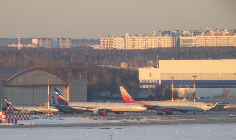 LYNXMPEI240AK L - روسیه ممکن است در بحبوحه تحریم ها به شرکت های خارجی اجازه نگهداری از هواپیماهای مسافربری را بدهد