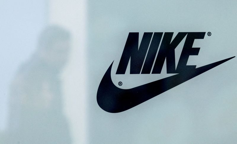 LYNXNPEI2A0YD L - بسیاری از فروشگاه‌های Nike هنوز پس از اعلام تعطیلی در روسیه باز هستند