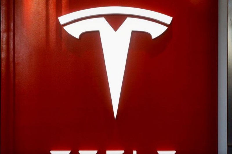 Tesla 800x533 L 1608133538 - افت 4 درصدی سهام تسلا در پی قرنطینه های چین