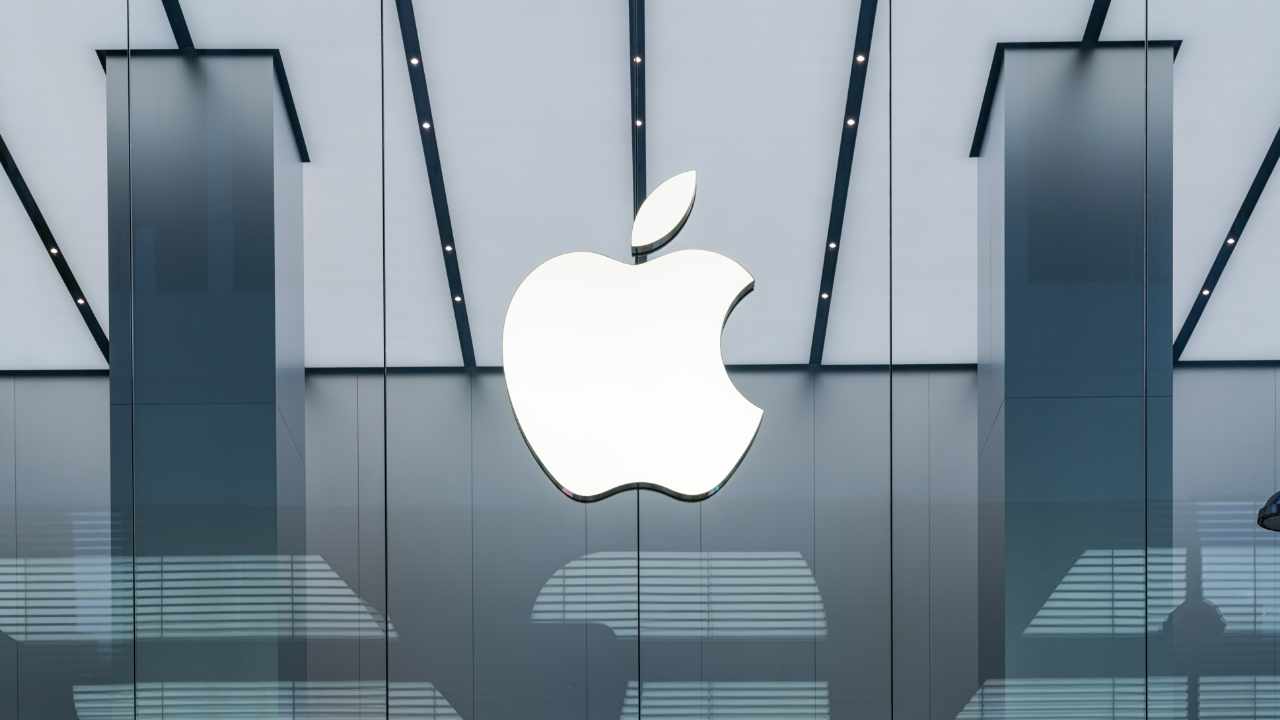 apple antitrust1 - نگرانی مدیر عامل کوین بیس درمورد سیاست های رمزارزی اپل