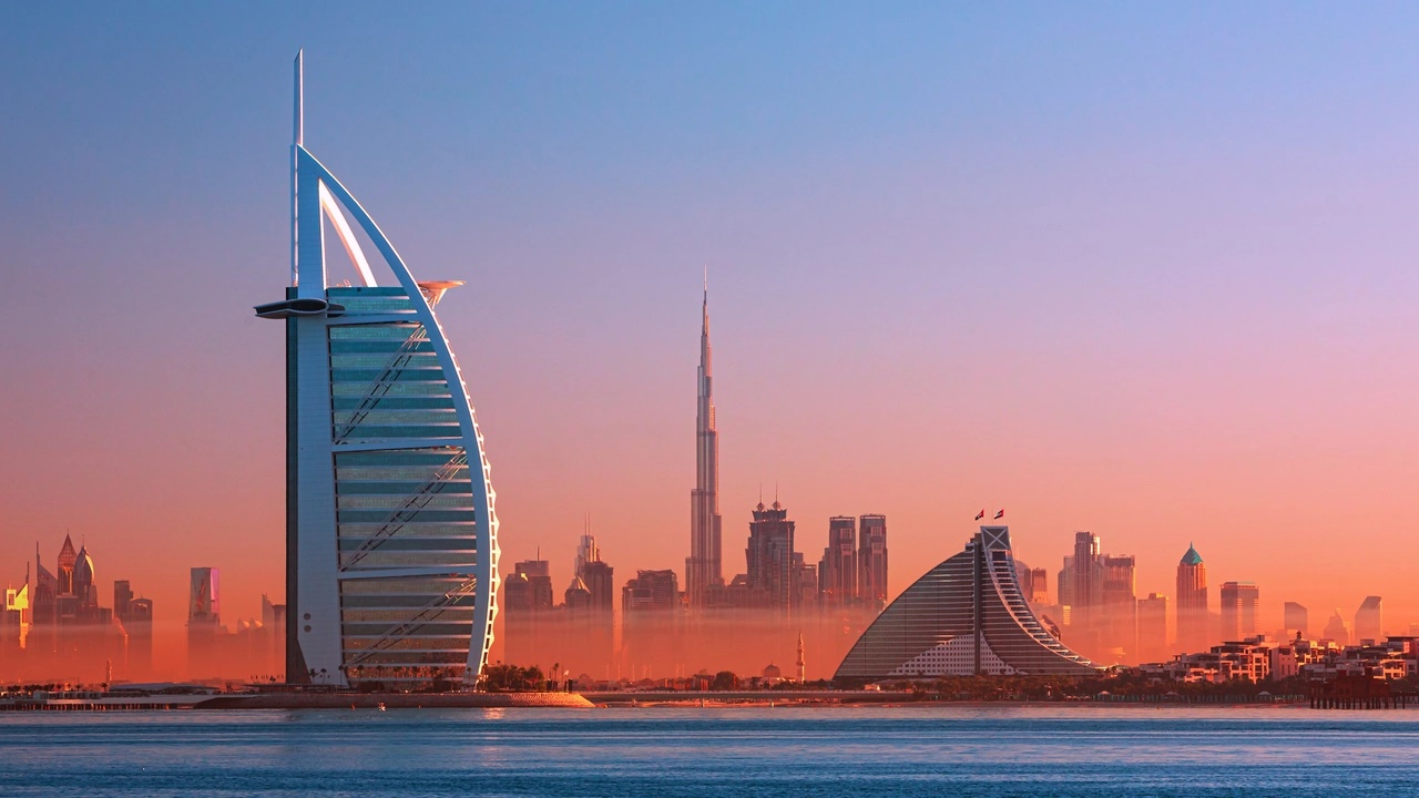 دبی - دبی برای انتقال بخشی از ادارات دولتی به متاورس آماده می شود