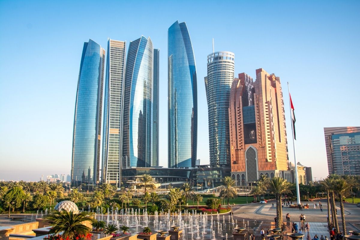 abu dhabi city guide feature - ابوظبی کمیته کریپتویی ایجاد کرد