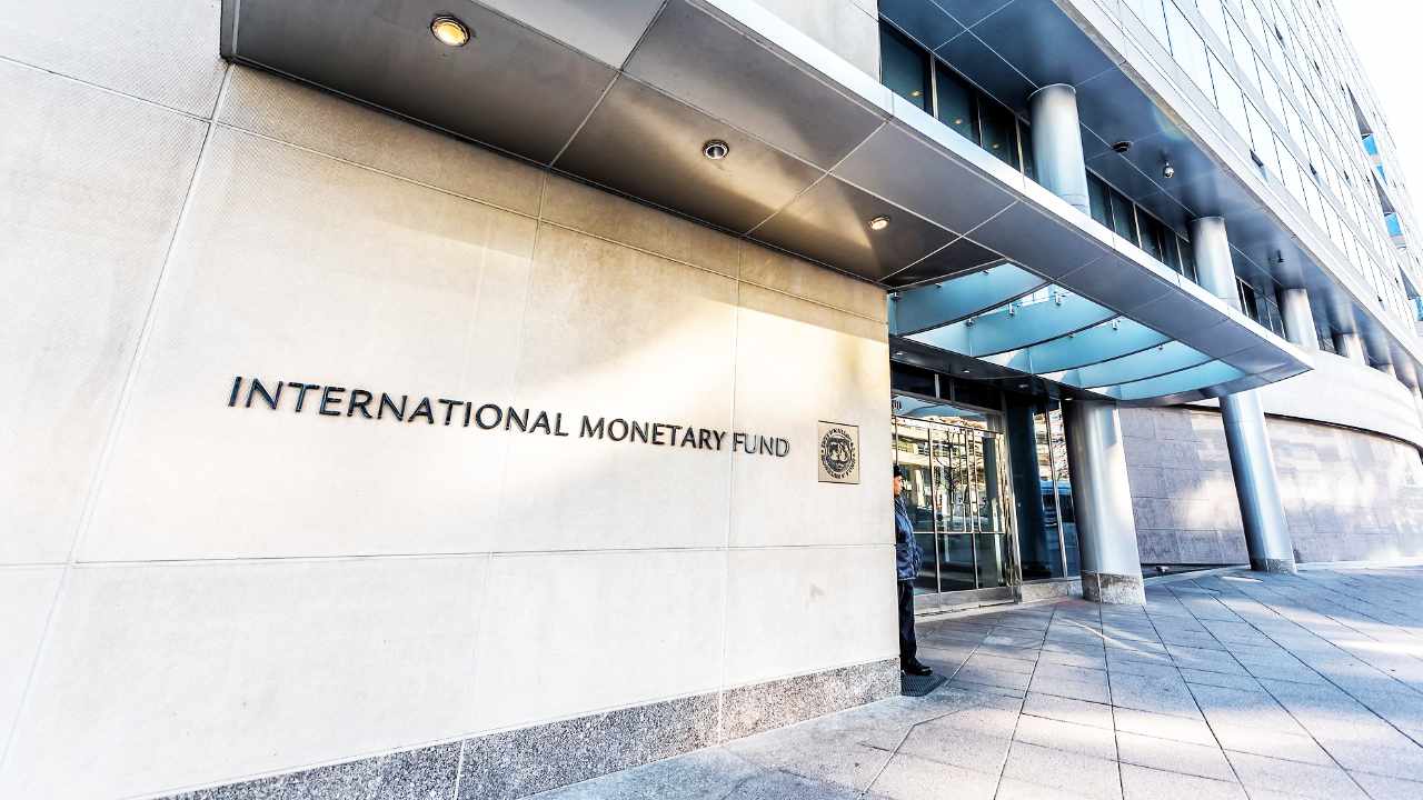 imf - افزایش قابل توجه ارتباط بین رمزارزها و بازارهای سهام آسیایی